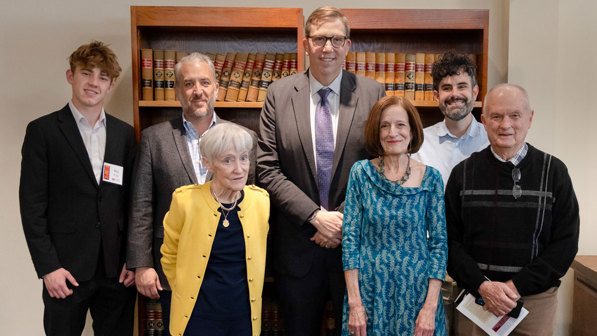 Photo of group with Professor Stephen I. Vladeck