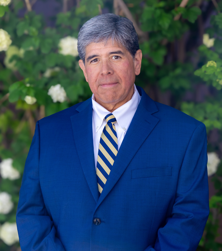 UNM School of Law Professor Cliff Villa 